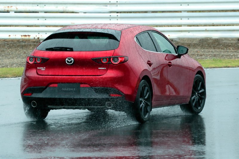 Mazda 3 2019