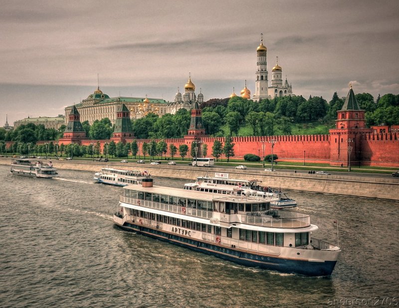 Москва река прогулка на теплоходе