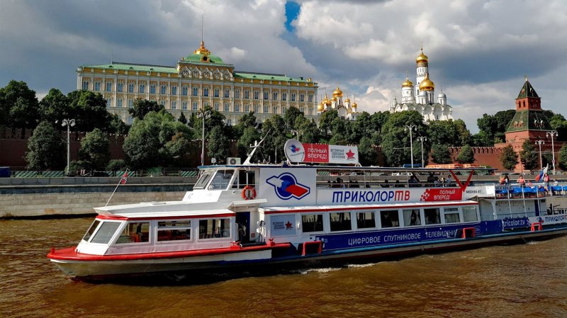 Парк Горького Москва речные трамвайчики