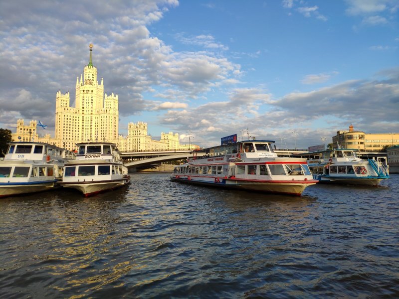 Москва теплоход по Москве реке