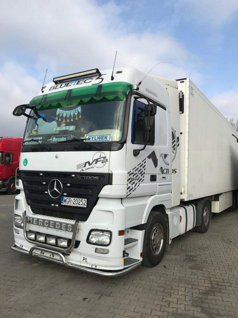 Mercedes Actros 1844