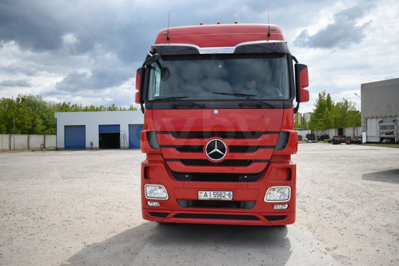 Mercedes Benz Actros 1844