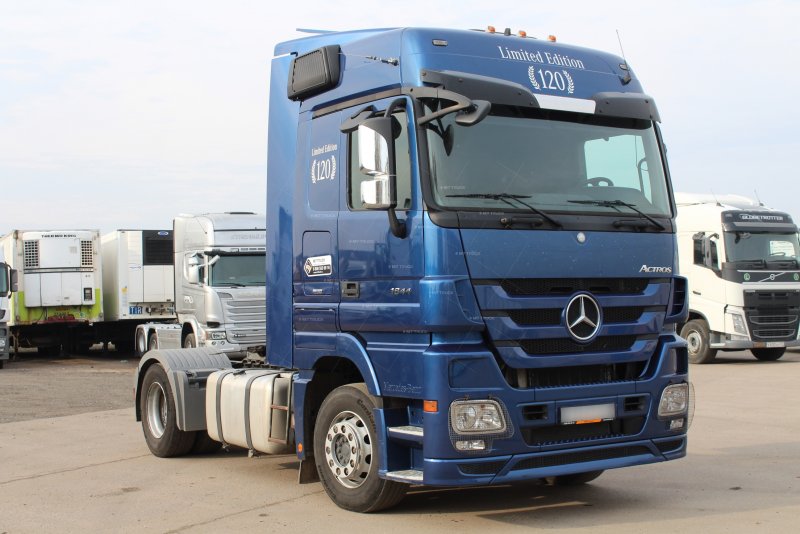 Мерседес Бенц 1844 Actros