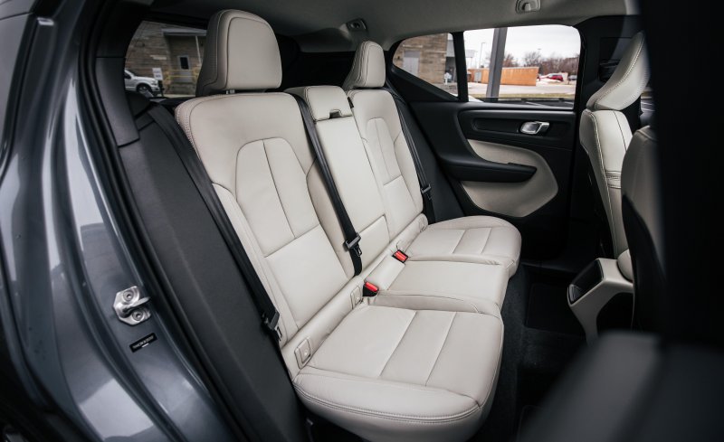 Volvo xc40 2020 салон
