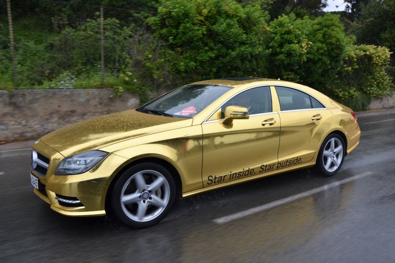 Mercedes CLS золотистый металлик