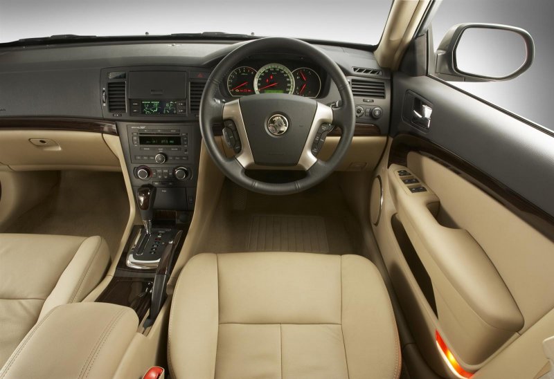 Chevrolet Epica 2012 салон