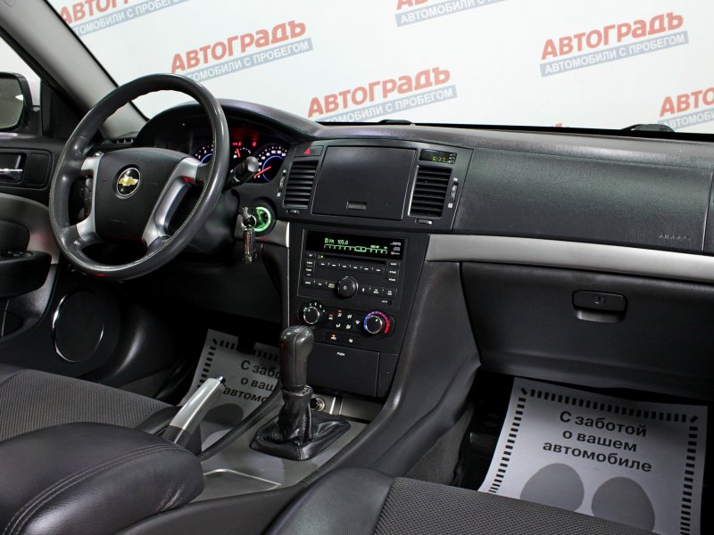 Chevrolet Epica 2010 салон