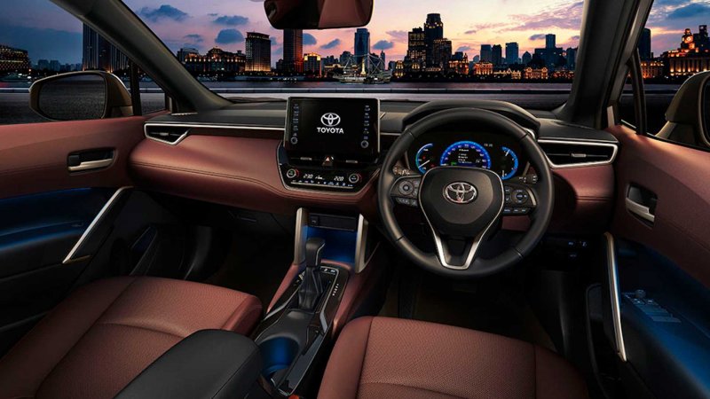 Toyota Corolla Fielder Cross