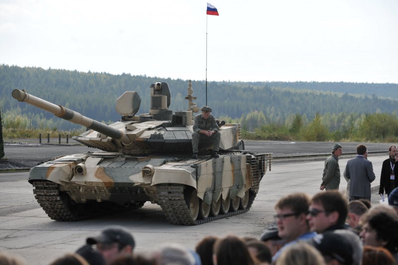Танк т-90 см прорыв