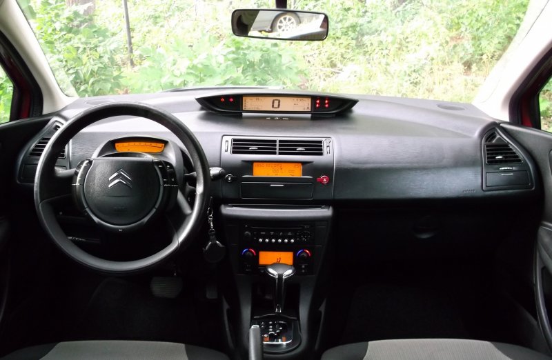 Citroen c4 2008 салон