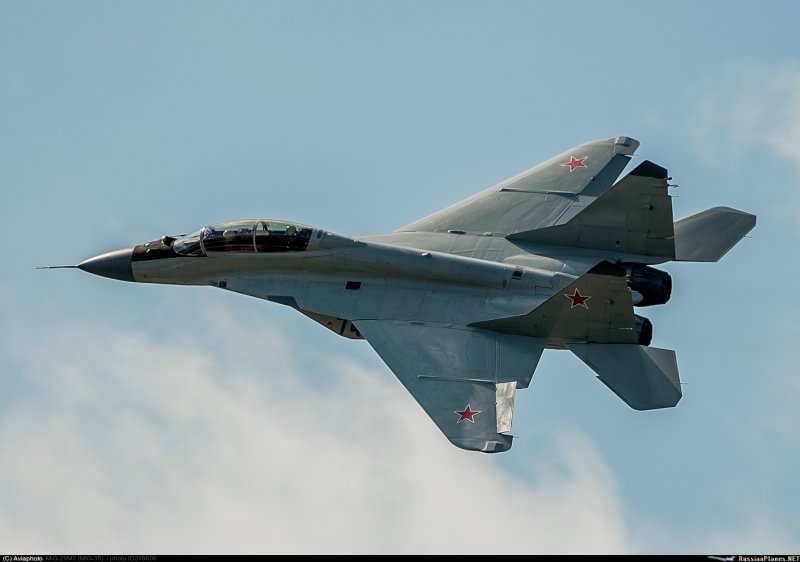 Самолет миг-29смт
