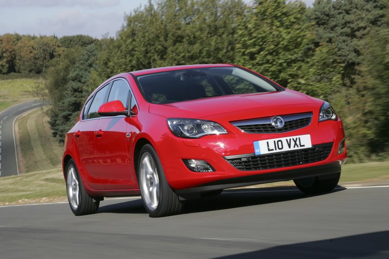 Opel Astra GTC 2009