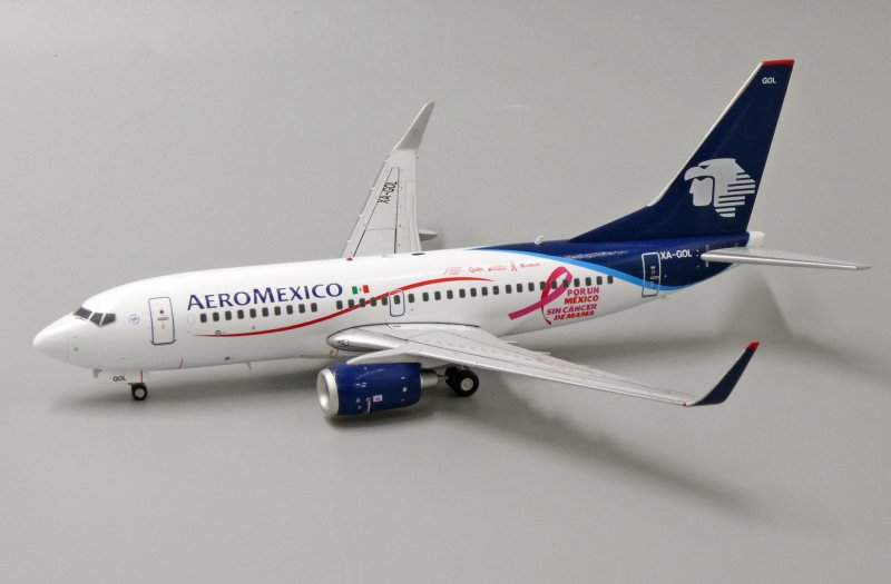 Boeing 737-800 Max салон