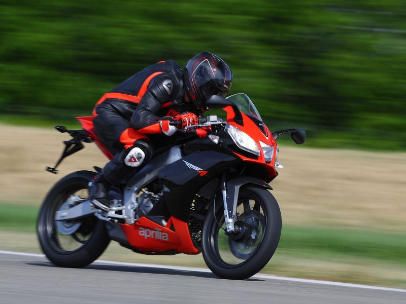 Aprilia rs4 50