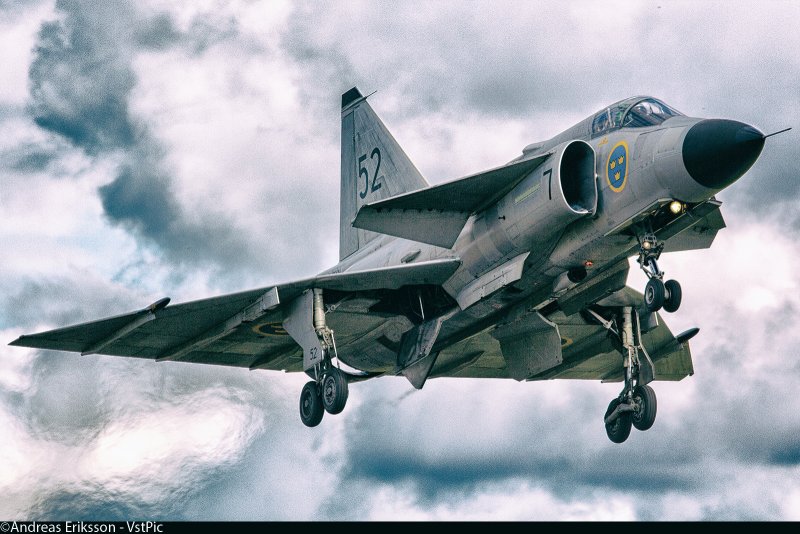 Шведский истребитель Saab Viggen