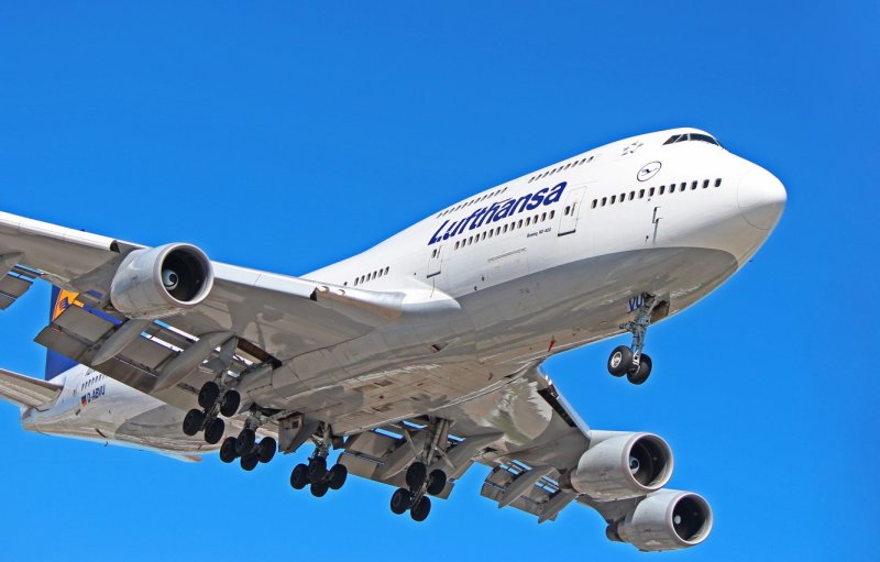 Боинг 747 400 Люфтганза