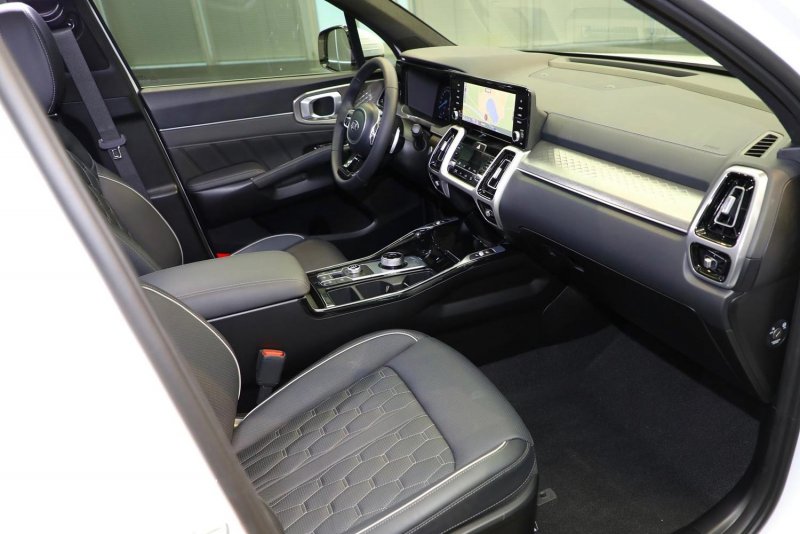 Kia Sorento 2021 интерьер