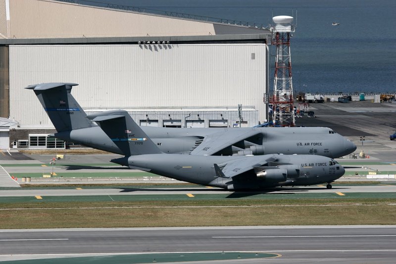 Lockheed c-5 Galaxy