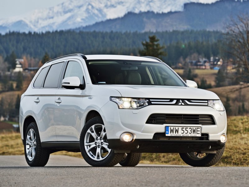 Mitsubishi Outlander 2012 2.4