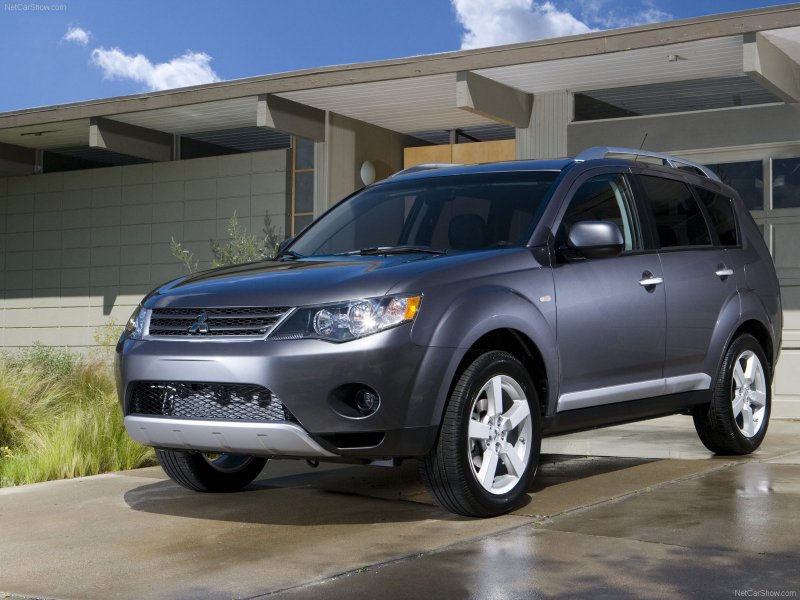 Mitsubishi Outlander XL 2012