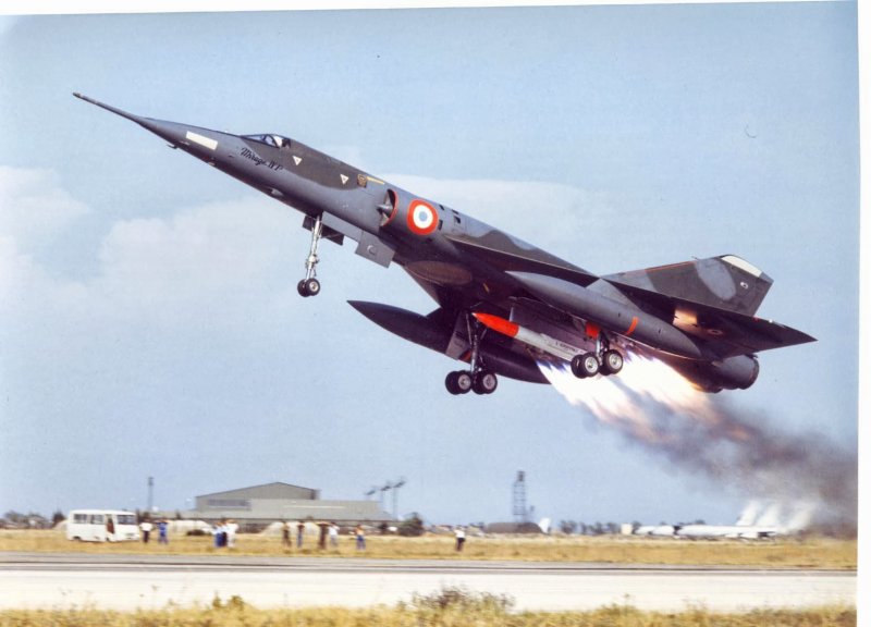 Мираж Dassault IV