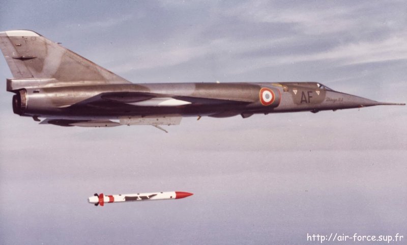 Mirage 4a бомба