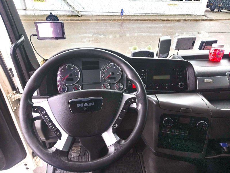 Man TGX 18.440 салон