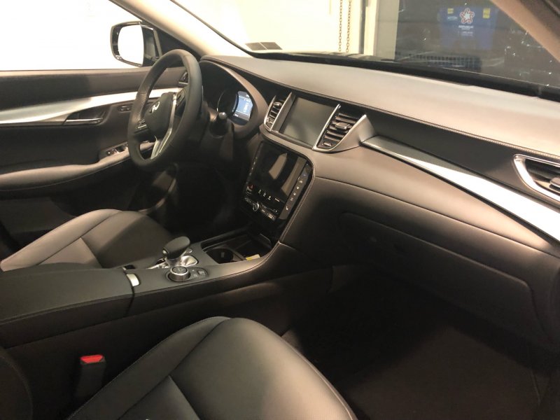 Infiniti qx50 2019 салон