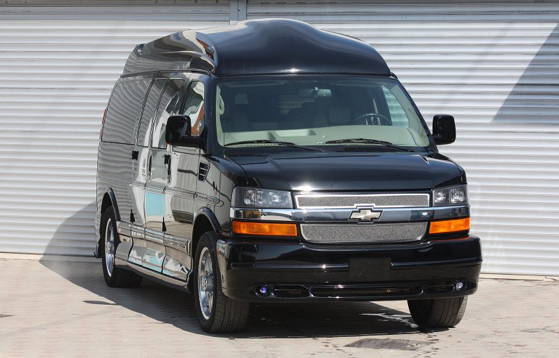 Chevrolet chevy van 2020