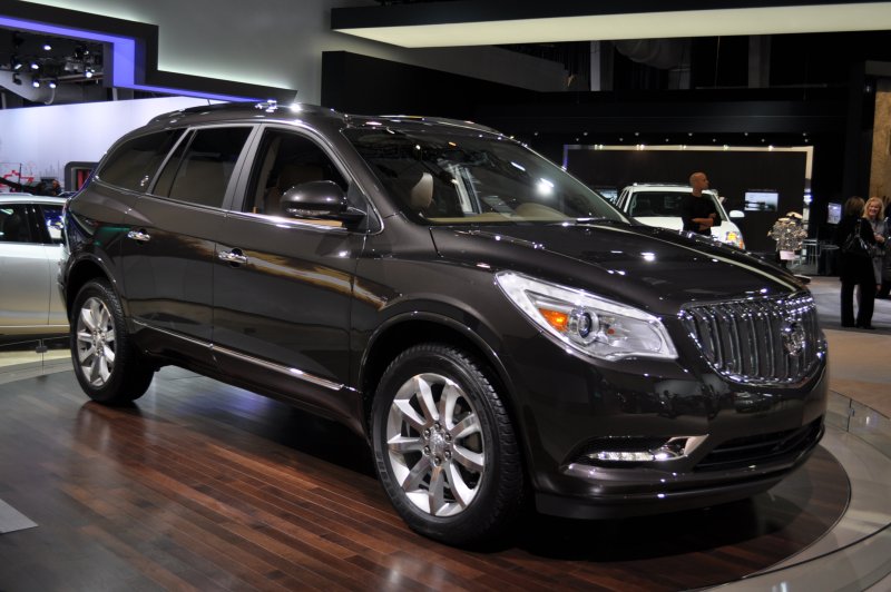 Машина Buick Enclave