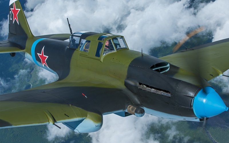 Ил-2 бомбардировщик