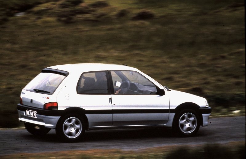 Электромобиль Peugeot 106