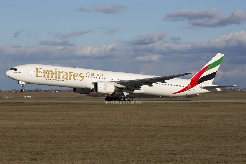 Emirates Airlines Боинг 777