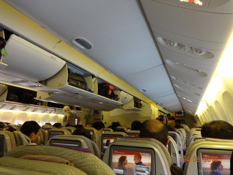 Боинг 777-300 Emirates