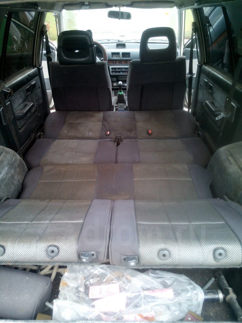 Mitsubishi Space Wagon 2.4 салон