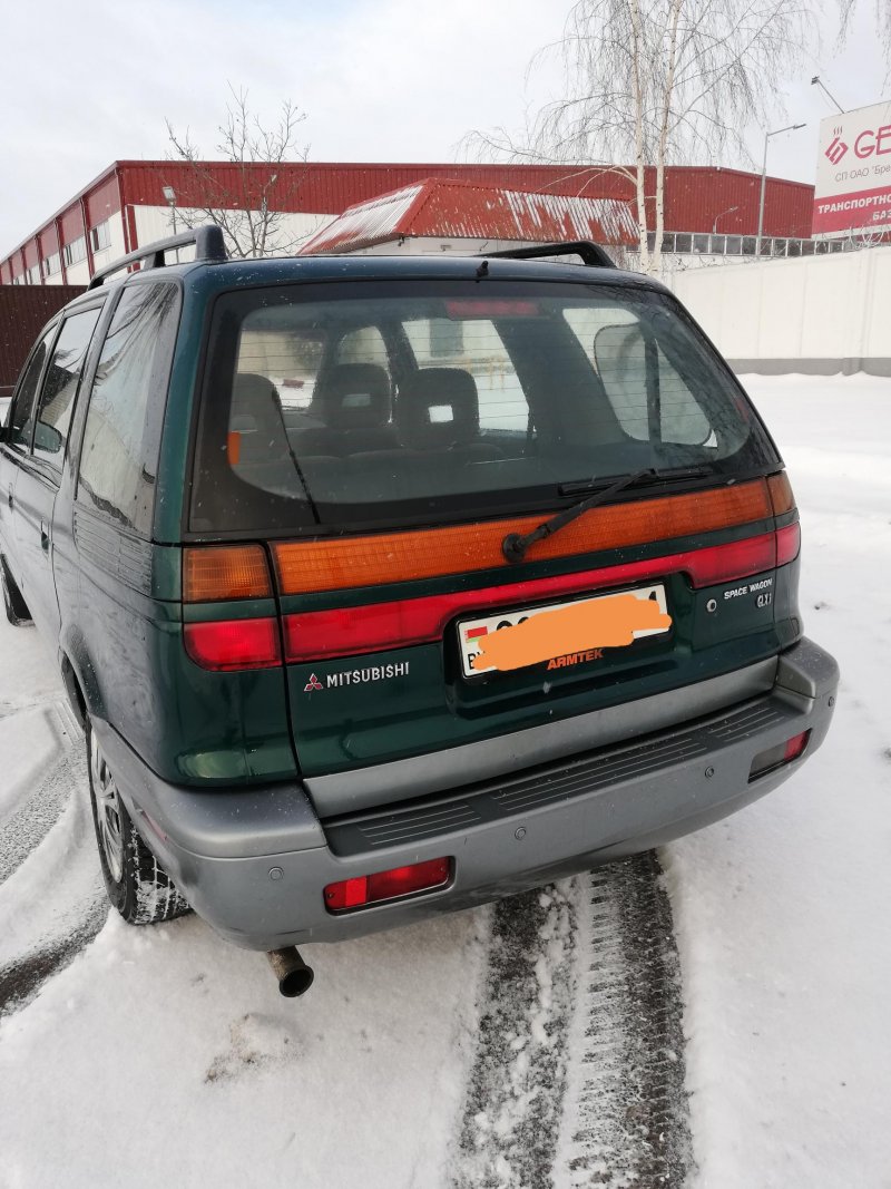 Mitsubishi Space 1994 салон