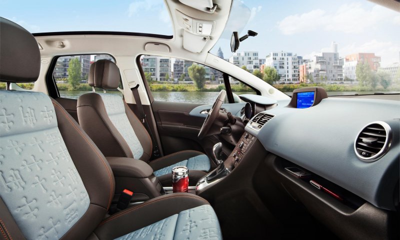 Opel Meriva 2012 салон