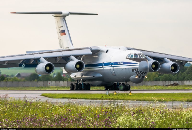 Ил-76тд ra-76845 «Михаил Водопьянов» (построен в 1995 году):