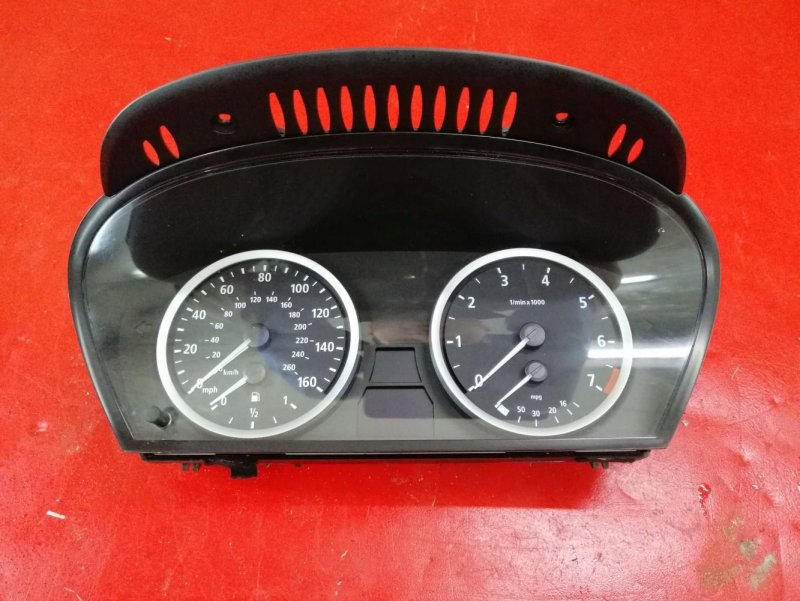 Спидометр BMW 760