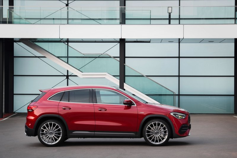 Mercedes Benz GLA AMG 2020