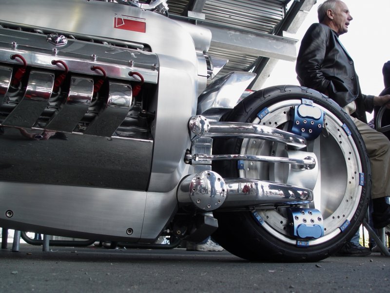 Мотоцикл dodge Tomahawk v10