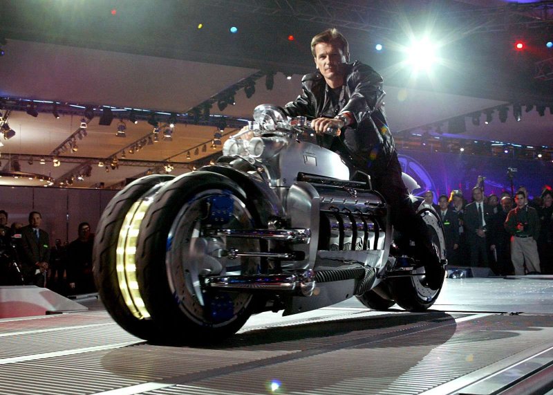 Мотоцикл dodge Tomahawk v10 Superbike