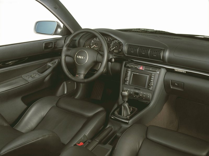 Audi a4 b5 универсал салон