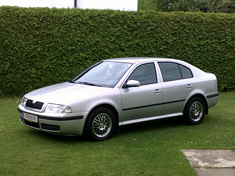 Skoda Octavia 2008 a4