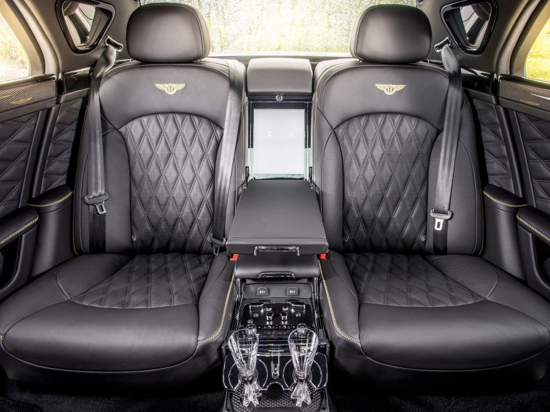 Bentley Mulsanne салон задний ряд