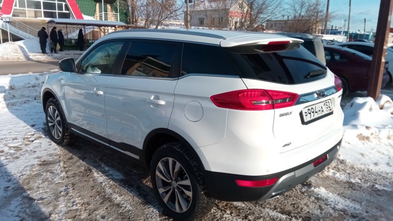 Geely Tugela 2021