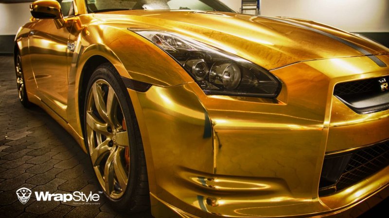 Mercedes AMG 63 Gold