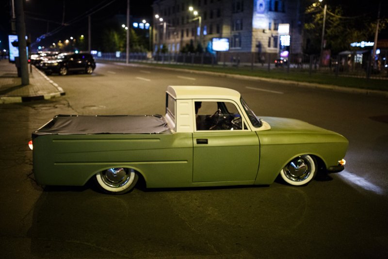 ИЖ 2715 stance