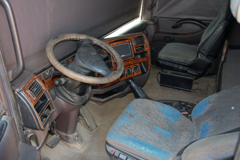 Renault Magnum 1999 салон