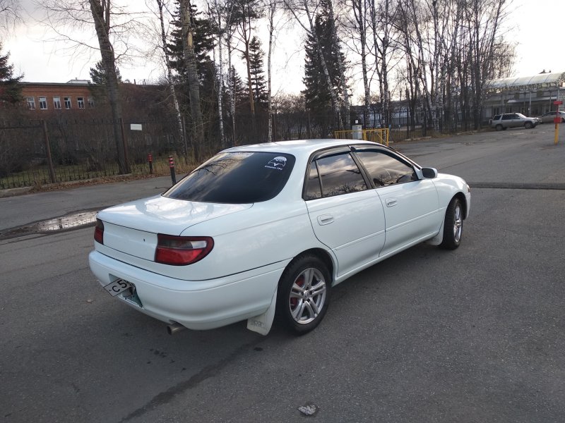 Тойота Карина улыбка